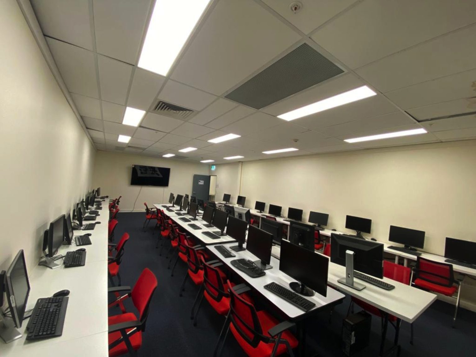 Rows of desktop computers in the LIHE computer lab